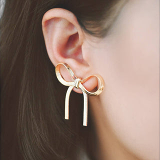 Girly Bow Studs: Yellow Gold
