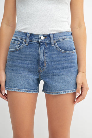 Clean Hem Stretch Short