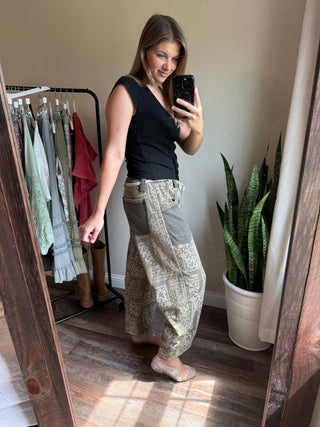 Della Bandana Printed Joggers, Ash - The Red Thread Boutique