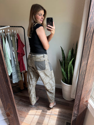 Della Bandana Printed Joggers, Ash - The Red Thread Boutique
