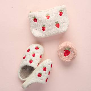 Teddy Pouch-Circle Strawberries *final sale