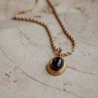 Annabelle necklace: White