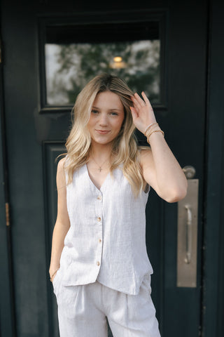 Anastasia Vest, White Oak