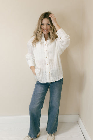 Calla Crinkle Button Up, White - The Red Thread Boutique