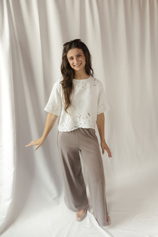 Z Supply Daya Embroidered Top, White - The Red Thread Boutique