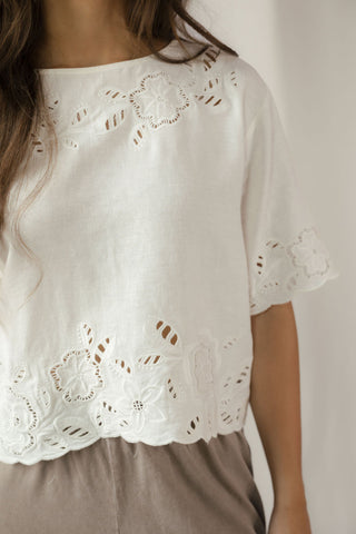 Z Supply Daya Embroidered Top, White - The Red Thread Boutique