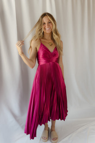 Maren Fuchsia Pleated Dress - The Red Thread Boutique