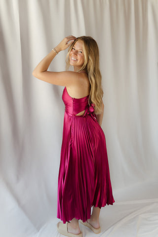 Maren Fuchsia Pleated Dress - The Red Thread Boutique