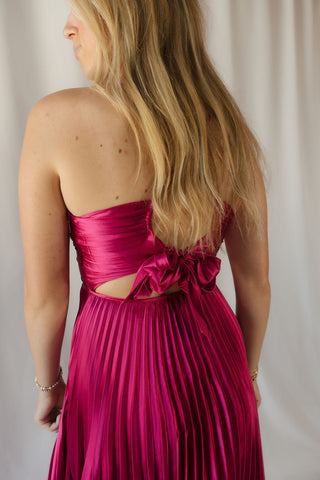 Maren Fuchsia Pleated Dress - The Red Thread Boutique