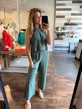 Z Supply Sloane Linen Top, Everglade - The Red Thread Boutique