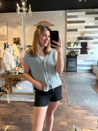 Newport Classic Hem Short, Black - The Red Thread Boutique