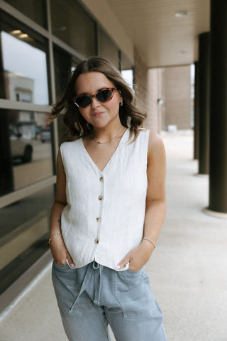 Anastasia Vest, White *final sale - The Red Thread Boutique