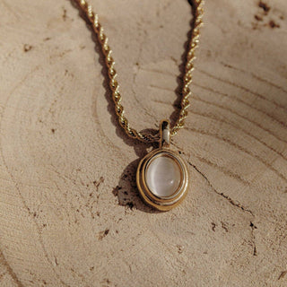 Annabelle necklace: White - The Red Thread Boutique