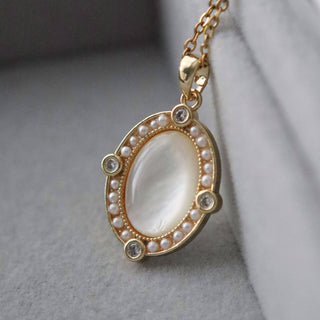 Aurora Necklace | White Shell Pendant Necklace - The Red Thread Boutique