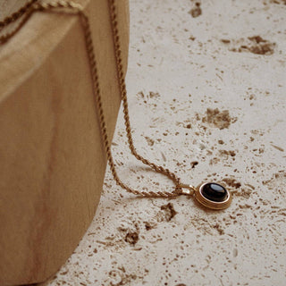Annabelle necklace: White