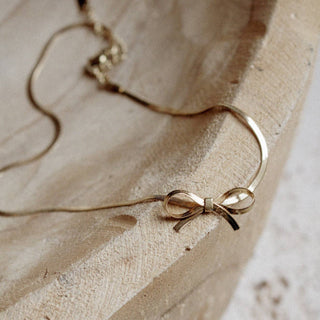 Bow necklace - The Red Thread Boutique