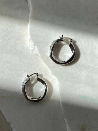 Daphne Modern Hoops: Silver - The Red Thread Boutique