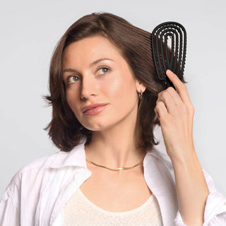 Detangling Flexi Brush - Black - The Red Thread Boutique