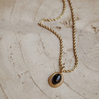 Annabelle necklace: White