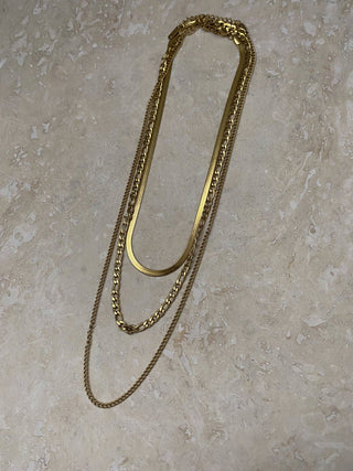 Gwenyth Necklace set: Silver - The Red Thread Boutique