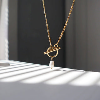 Pearl Toggle Necklace - The Red Thread Boutique