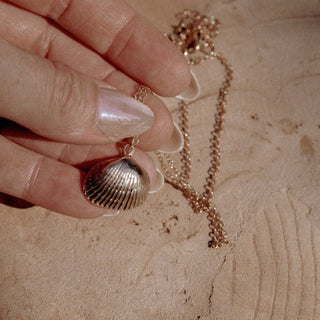 Shell necklace - The Red Thread Boutique