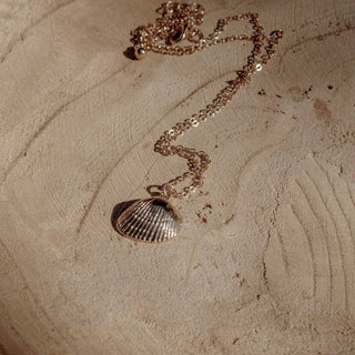Shell necklace - The Red Thread Boutique