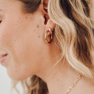 Sweetheart Hoop Earrings - The Red Thread Boutique