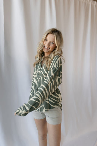 Z Supply Alfie Tova Palm Button Up, Tea Leaf - The Red Thread Boutique