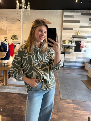 Z Supply Alfie Tova Palm Button Up, Tea Leaf - The Red Thread Boutique